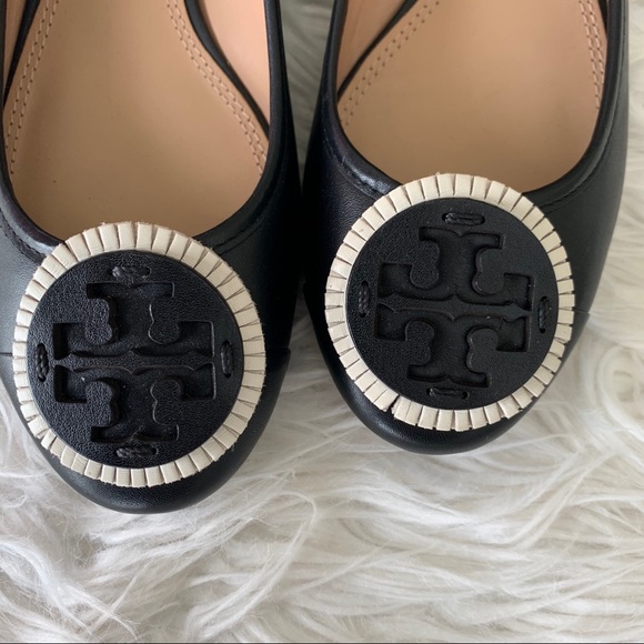 COPY - • Tory Burch • Miller Fringe Leather Flat Black - Picture 3 of 11
